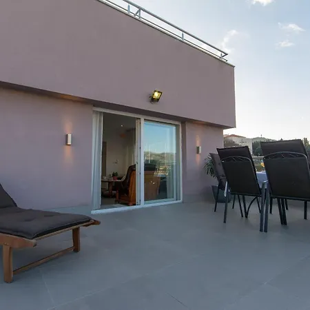 Marela Apartment *